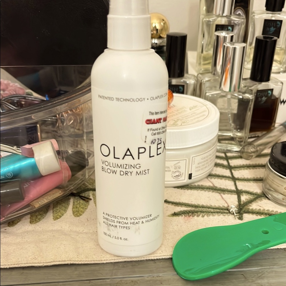 Ola Plex volumizing blow dry mist
